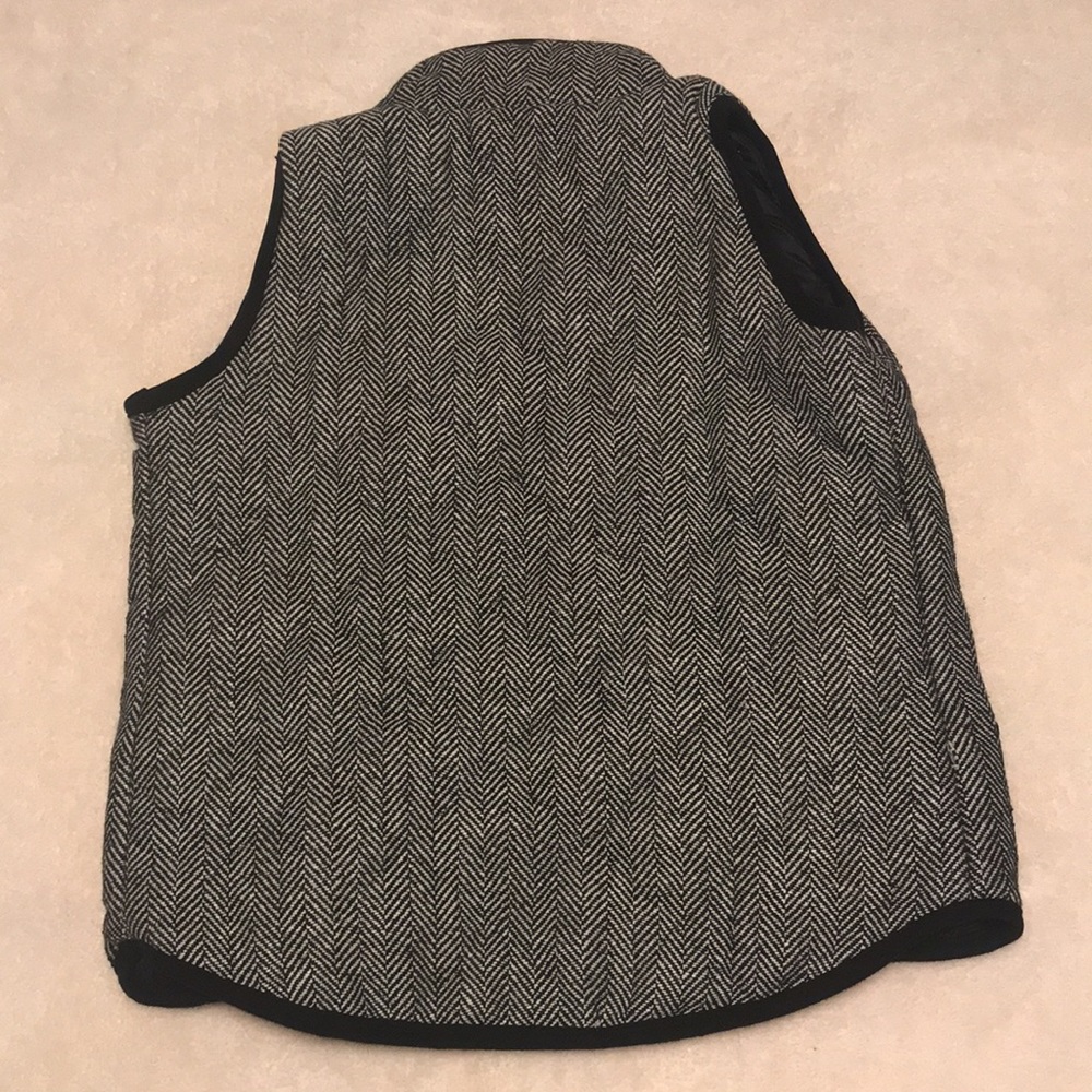 Quilted Herringbone Pattern Vest - image 2